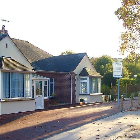 Anchorage Guest House Бриксам Екстериор снимка