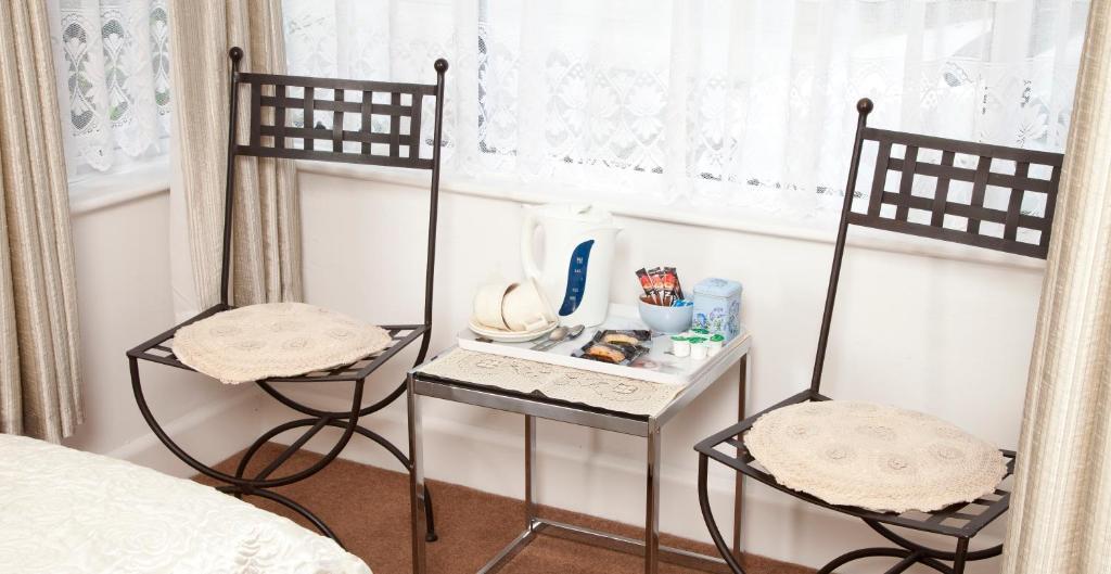 Anchorage Guest House Бриксам Стая снимка