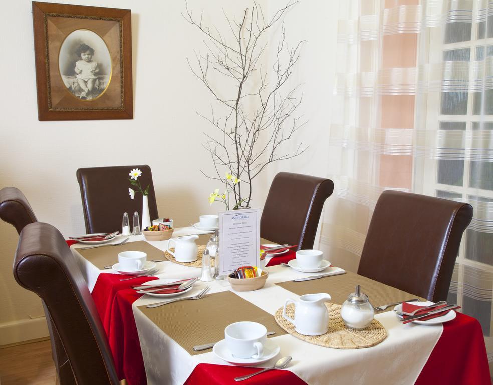 Anchorage Guest House Бриксам Екстериор снимка