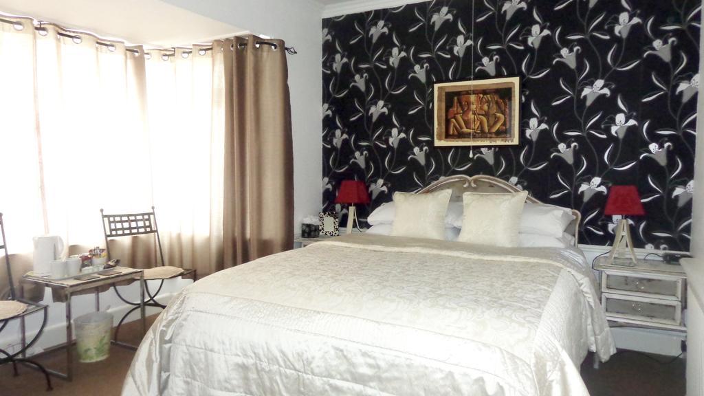 Anchorage Guest House Бриксам Екстериор снимка
