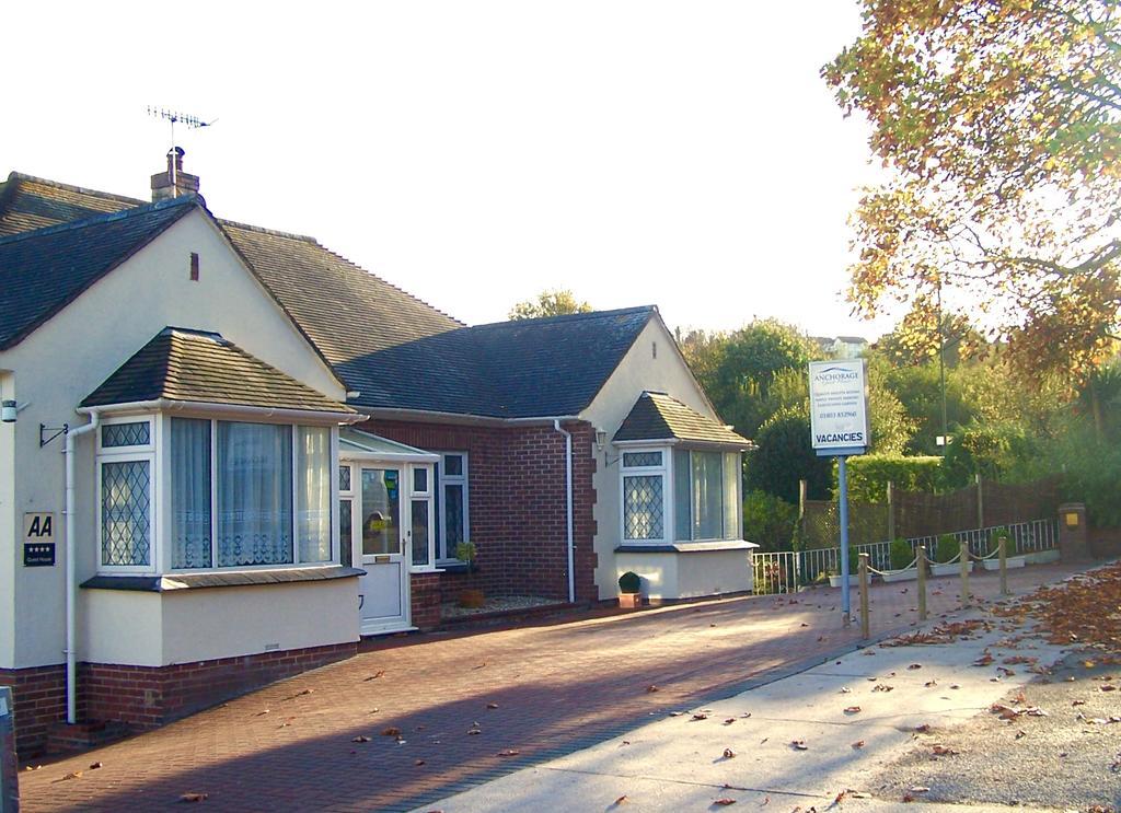 Anchorage Guest House Бриксам Екстериор снимка