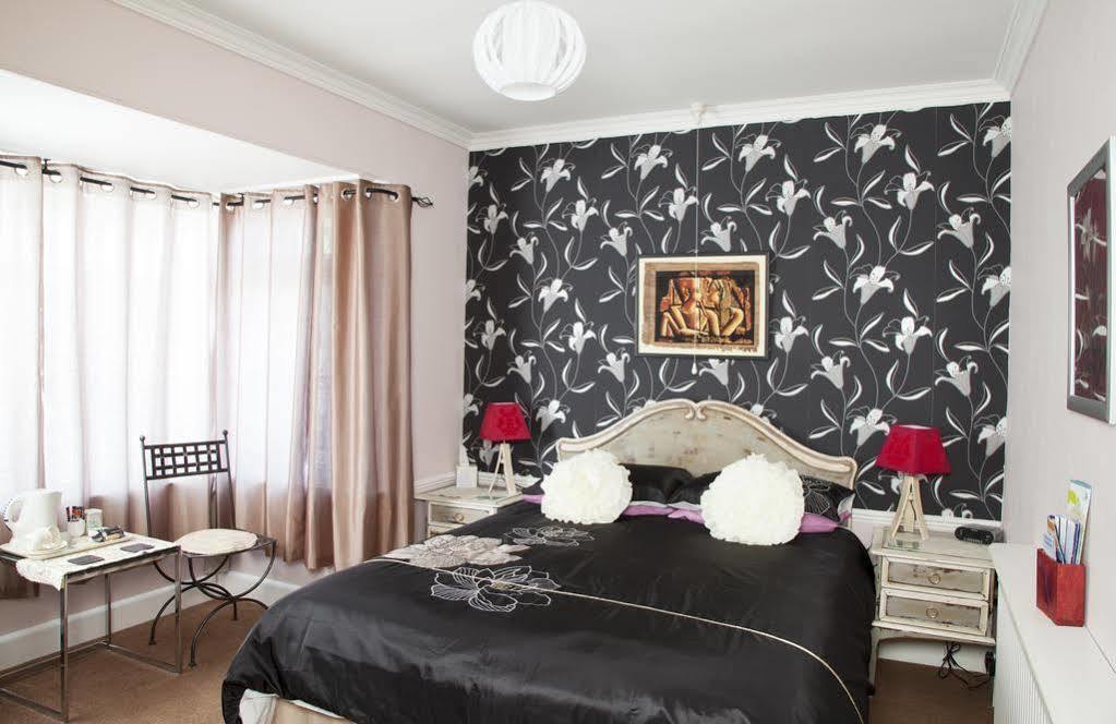 Anchorage Guest House Бриксам Екстериор снимка
